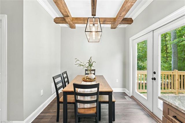 4814 Selwyn Drive, Winston-salem, NC 27104