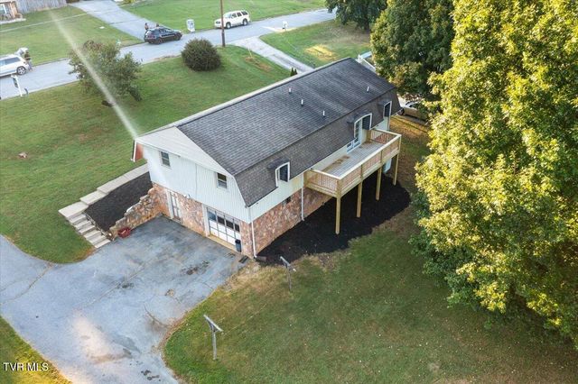 1208 Bair Vette Avenue, Johnson City, TN 37604