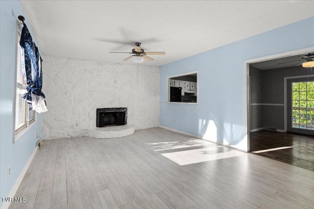 1208 Bair Vette Avenue, Johnson City, TN 37604