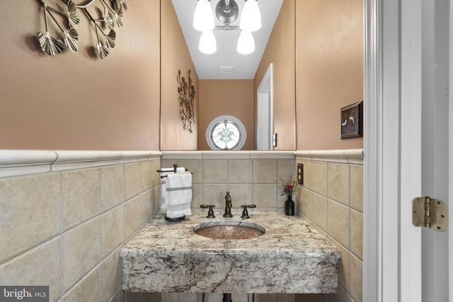 5904 CLEAR RIDGE RD, Elkridge, MD 21075