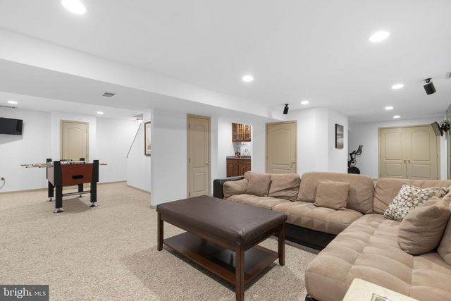 5904 CLEAR RIDGE RD, Elkridge, MD 21075