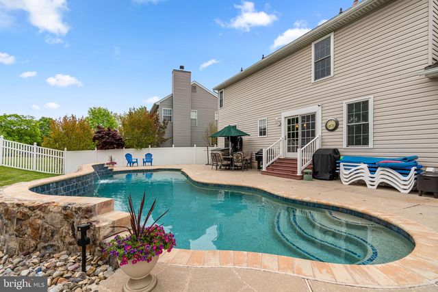 5904 CLEAR RIDGE RD, Elkridge, MD 21075