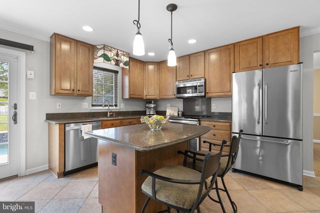 5904 CLEAR RIDGE RD, Elkridge, MD 21075