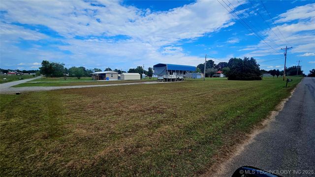 420201 E 1147 Road, Checotah, OK 74426