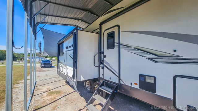 420201 E 1147 Road, Checotah, OK 74426