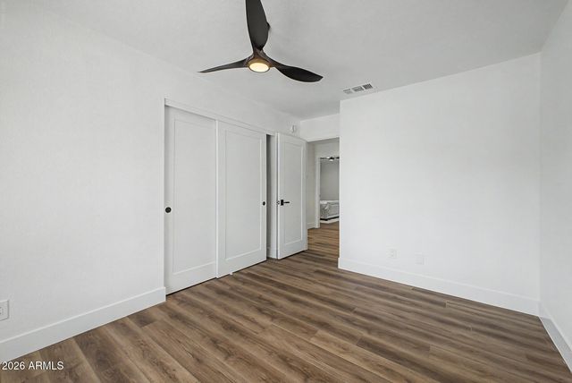 6425 W Irma Lane, Glendale, AZ 85308