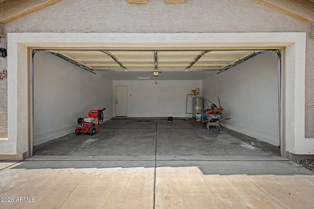 6425 W Irma Lane, Glendale, AZ 85308