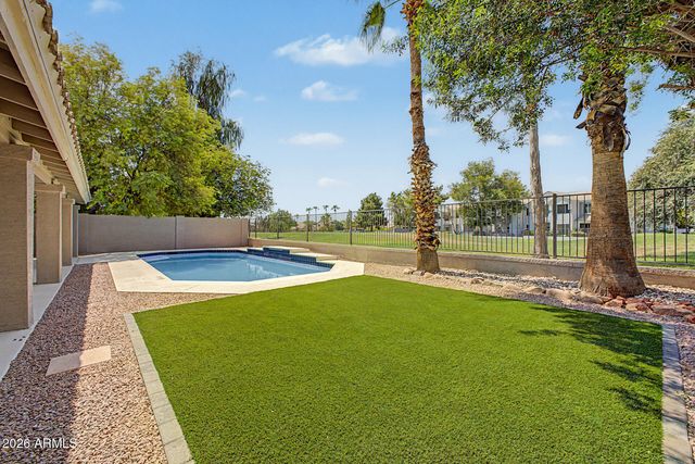 6425 W Irma Lane, Glendale, AZ 85308