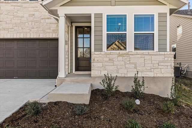 158 Crater Lake DR, Dripping Springs, TX 78620