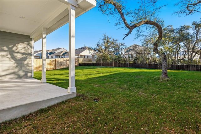 158 Crater Lake DR, Dripping Springs, TX 78620