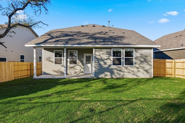 158 Crater Lake DR, Dripping Springs, TX 78620