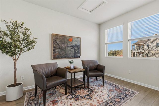 158 Crater Lake DR, Dripping Springs, TX 78620