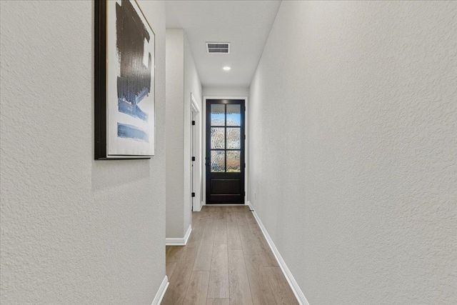 158 Crater Lake DR, Dripping Springs, TX 78620