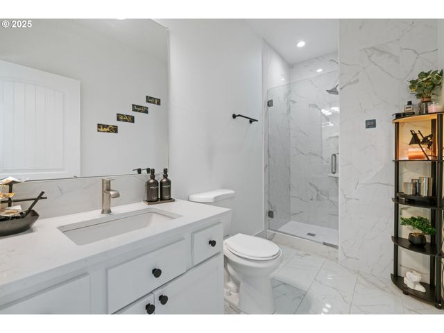 11122 Se MELANIA Ct, Portland, OR 97266