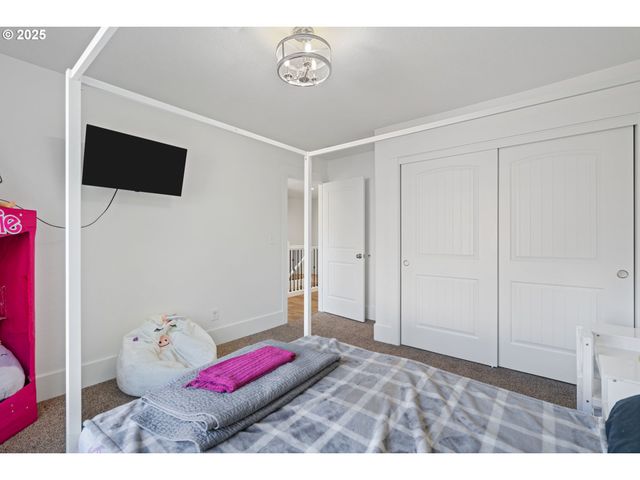 11122 Se MELANIA Ct, Portland, OR 97266