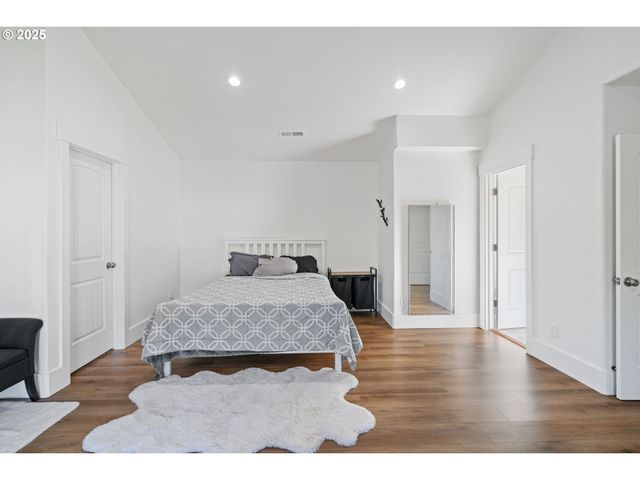 11122 Se MELANIA Ct, Portland, OR 97266