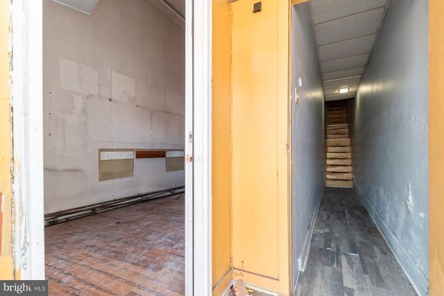 2273 REISTERSTOWN RD, Baltimore, MD 21217