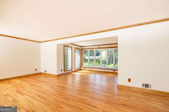 3267 Ivanhoe Drive, Atlanta, GA 30327