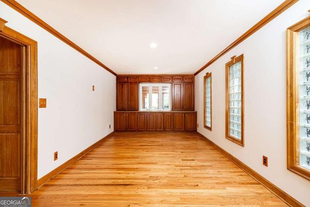 3267 Ivanhoe Drive, Atlanta, GA 30327