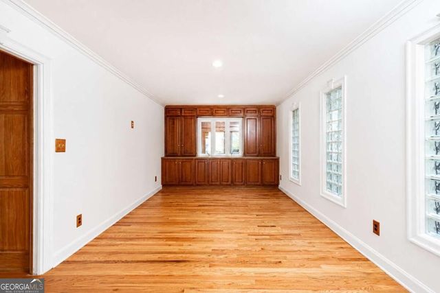 3267 Ivanhoe Drive, Atlanta, GA 30327