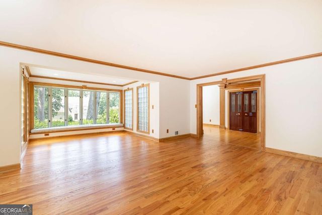 3267 Ivanhoe Drive, Atlanta, GA 30327