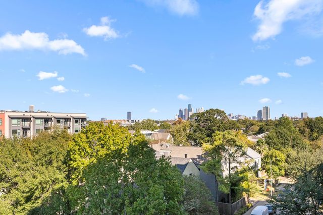 2323 W Main Street 506, Houston, TX 77098