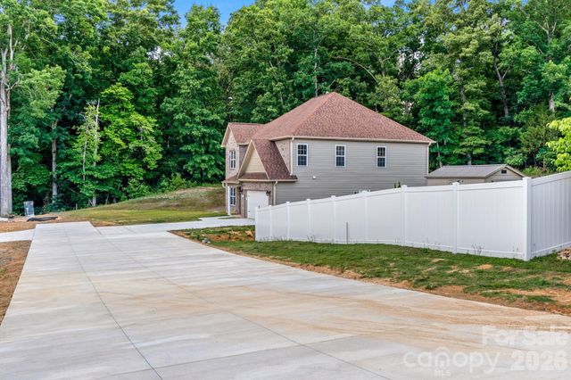 2858 Eland Drive, Winston Salem, NC 27127