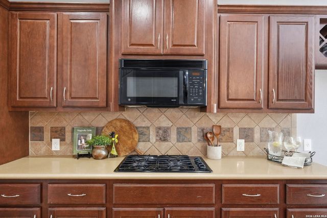 9116 Perdernales Rio, Helotes, TX 78023