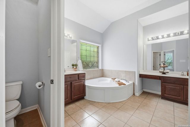 9116 Perdernales Rio, Helotes, TX 78023