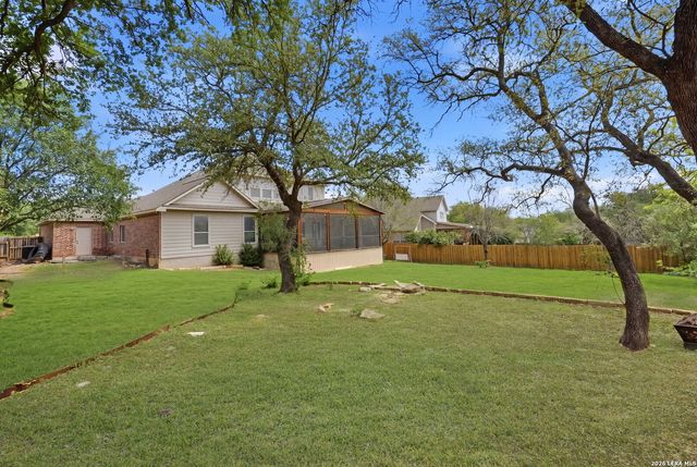 9116 Perdernales Rio, Helotes, TX 78023