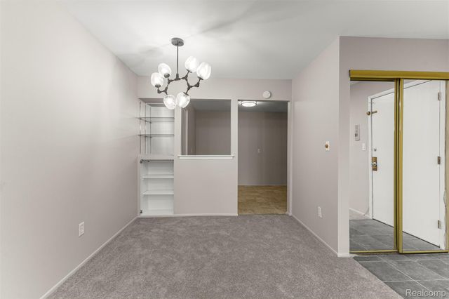 26305 W 7 Mile Road 101, Redford Charter Township, MI 48240