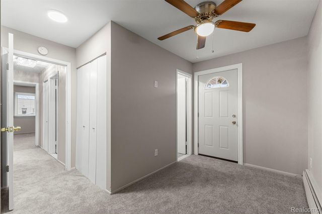 26305 W 7 Mile Road 101, Redford Charter Township, MI 48240