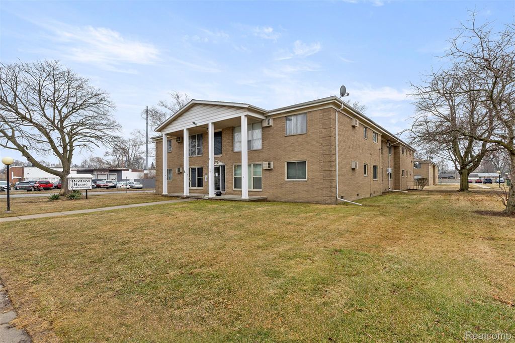 26305 W 7 Mile Road 101, Redford Charter Township, MI 48240