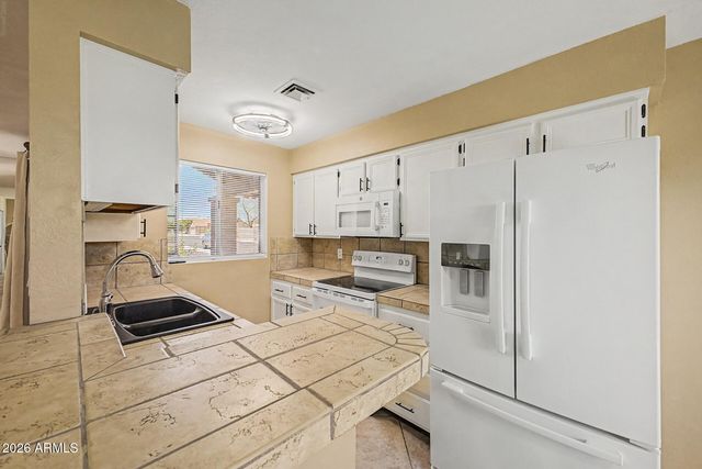 20420 N 6TH Drive 1, Phoenix, AZ 85027