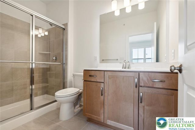 5397 Red Oak Drive, Upper Saucon Twp, PA 18036