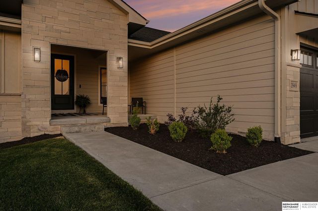 3949 S 207th Street, Elkhorn, NE 68022