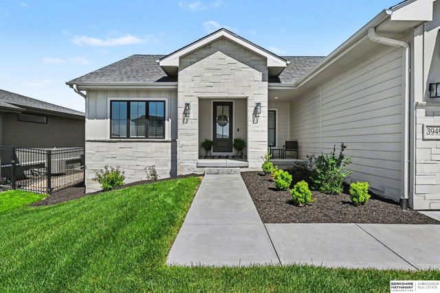 3949 S 207th Street, Elkhorn, NE 68022