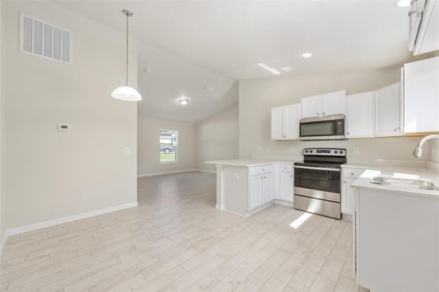 10 OLIVE LANE, Ocala, FL 34472