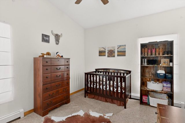 2402 Lakeview Road SW, Albuquerque, NM 87105