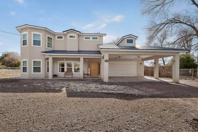 2402 Lakeview Road SW, Albuquerque, NM 87105