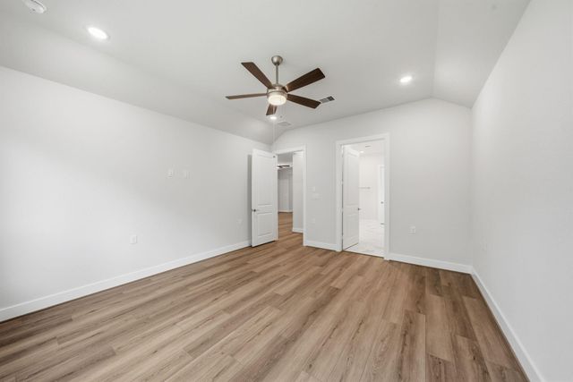 10026 Larkin Cove, Willis, TX 77318