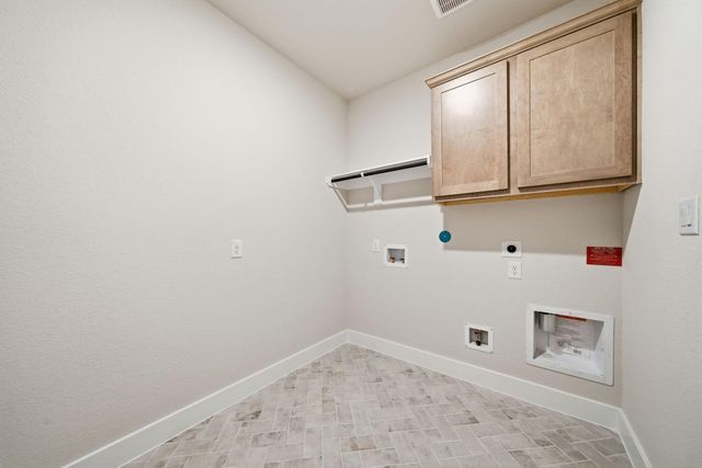 10026 Larkin Cove, Willis, TX 77318
