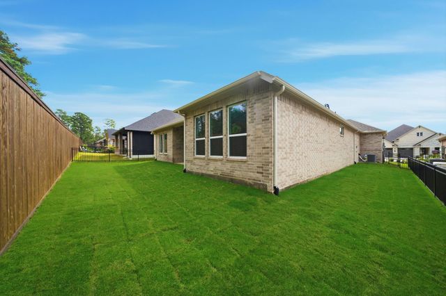 10026 Larkin Cove, Willis, TX 77318