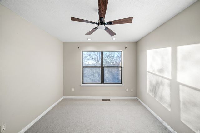 4040 painted pony Circle, Santa Fe, NM 87507