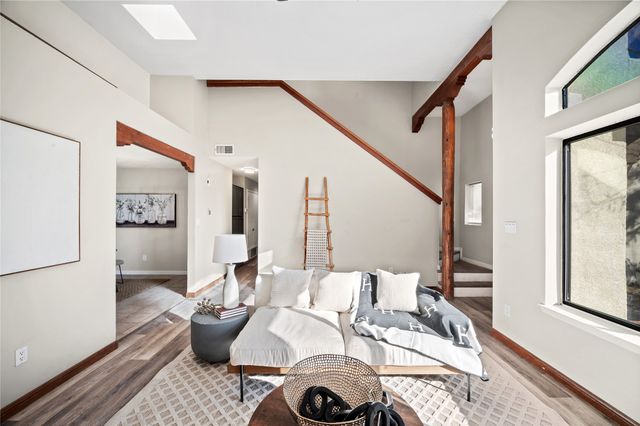4040 painted pony Circle, Santa Fe, NM 87507
