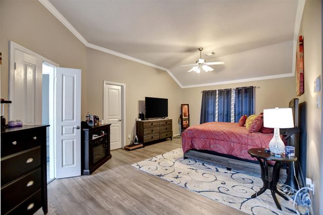 19315 Country Village Drive, Spring, TX 77388