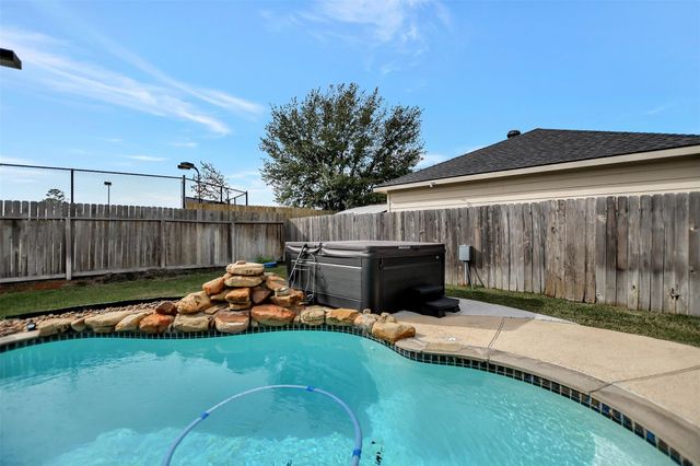 19315 Country Village Drive, Spring, TX 77388