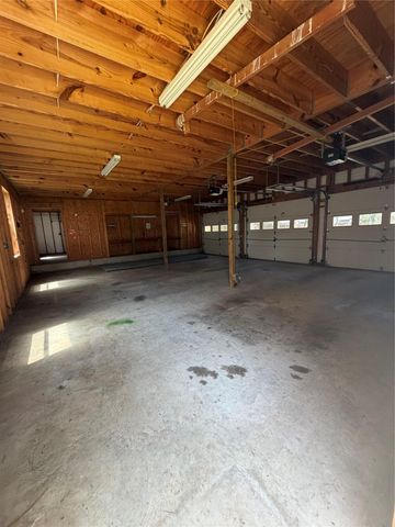 175 Scarlet Oaks DR, Dale, TX 78616