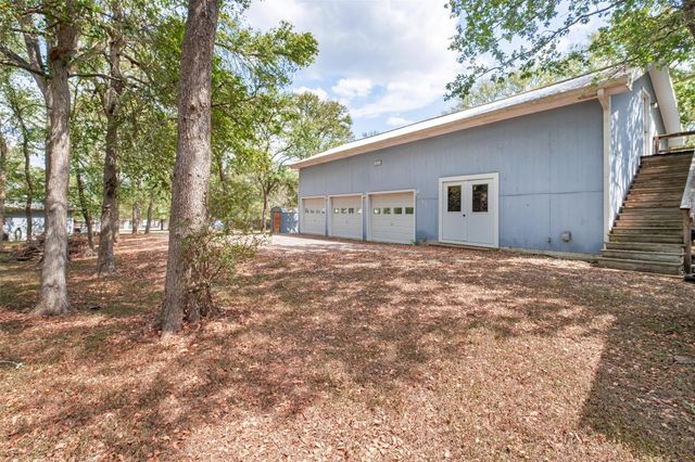 175 Scarlet Oaks DR, Dale, TX 78616