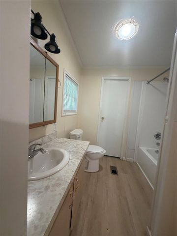 175 Scarlet Oaks DR, Dale, TX 78616